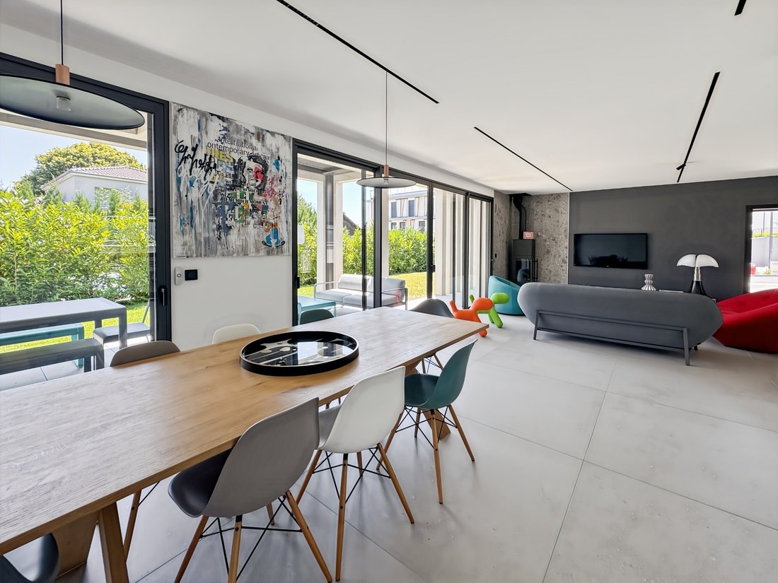 Maison à Divonne-les-Bains, Auvergne-Rhône-Alpes, France 5 - 18307052