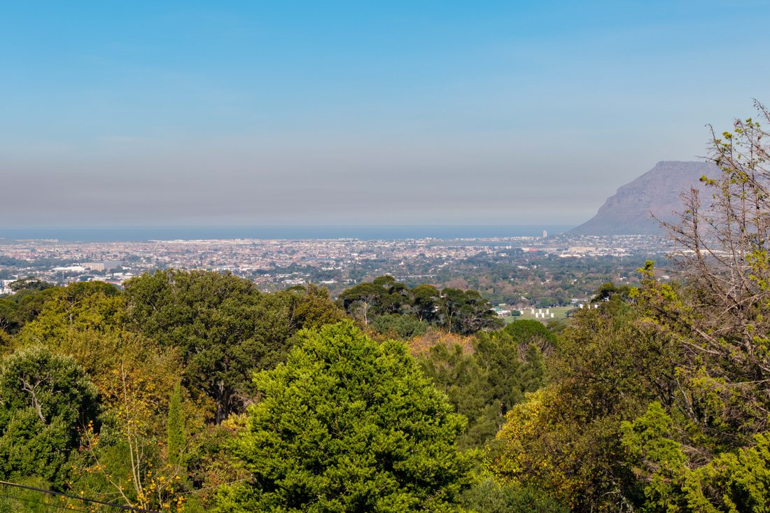 Land in Rondebosch, Cape Town, South Africa 3 - 18618015