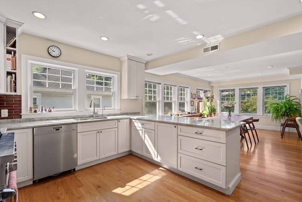 Brookline, Massachusetts, United States 3 - 18621793