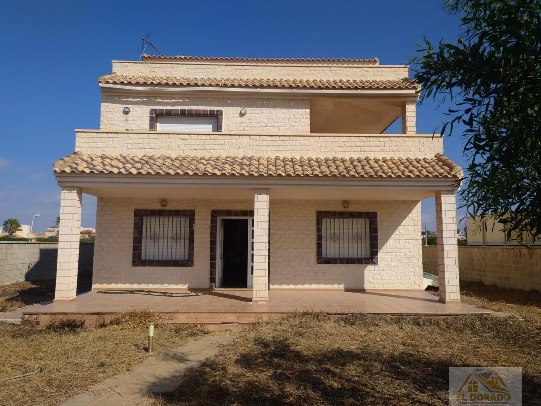 Villa in La Manga del Mar Menor, San Javier, Región de Murcia 4 - 15274265