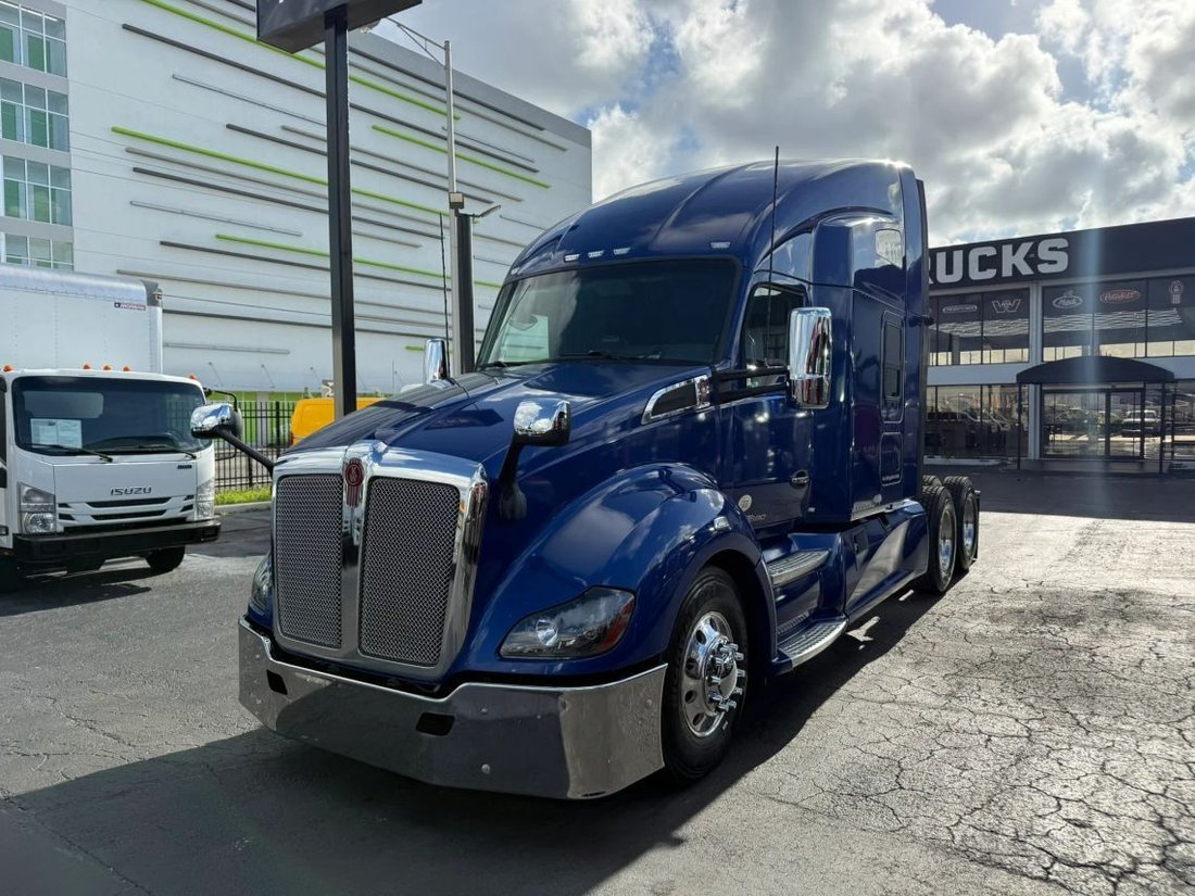 2020 Kenworth T600 T680 Aerodynamic in Miami, FL, United States 1 - 18619278