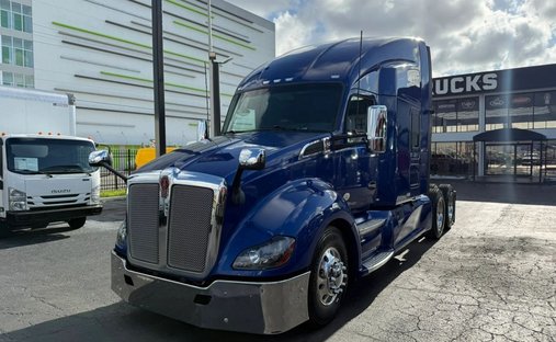 2020 Kenworth T600 T680 Aerodynamic in Miami, FL, United States 1