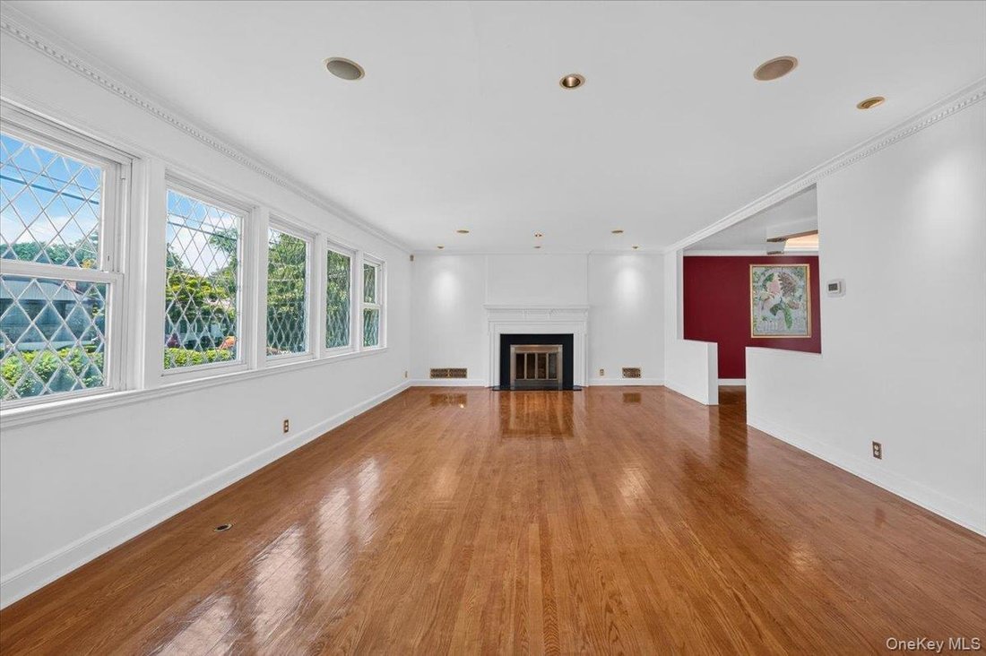 House in New Rochelle, New York, United States 4 - 18617134