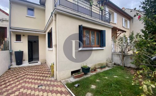 House in Villejuif, Ile-de-France, France 1
