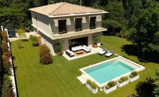 Villa in Mougins, Provence-Alpes-Côte d'Azur, France 1