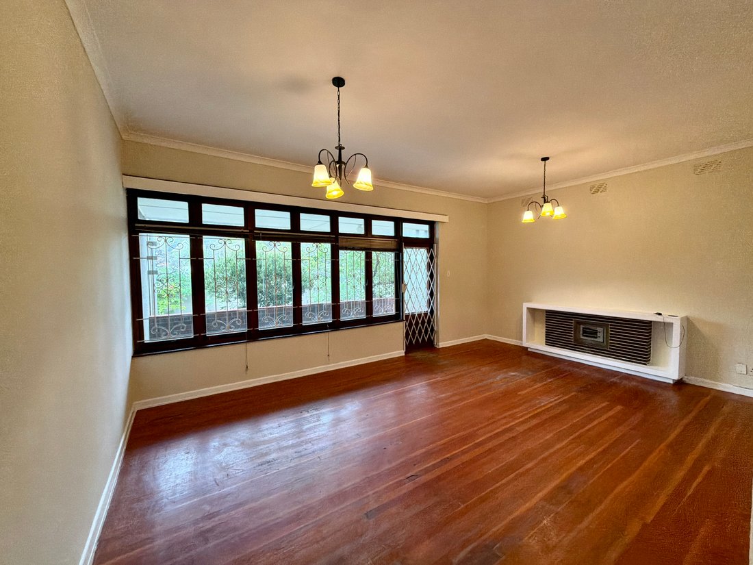 Country House in Retreat, Cape Town, South Africa 4 - 18618011