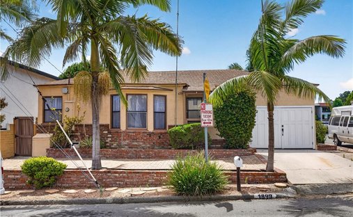 House in Signal Hill, California, United States 1