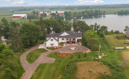 House in Sturgeon Lake, Minnesota, United States 1