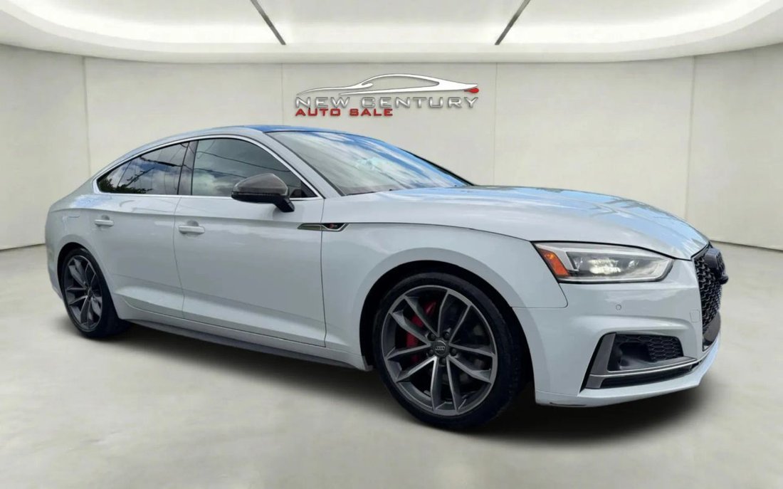 Sedan in Lake Worth, FL, United States 3 - 18620757