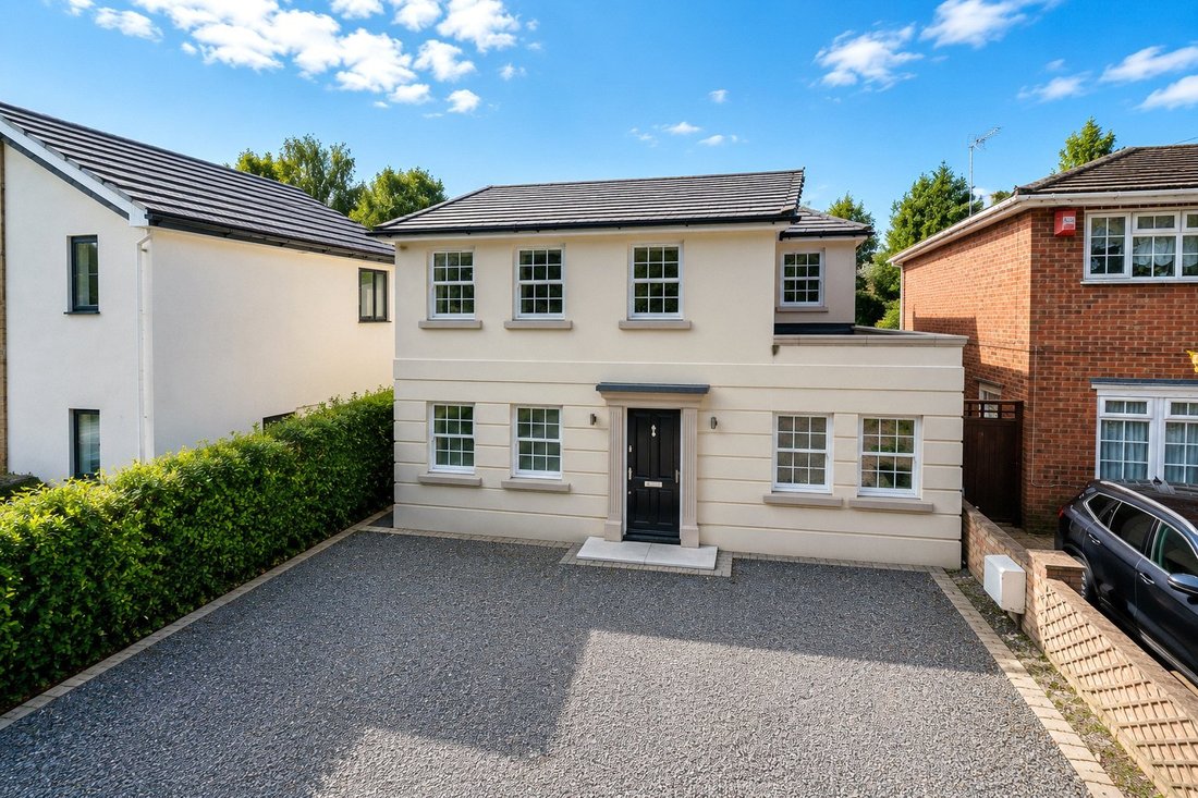 House in Horsell, Woking, England 1 - 18618424