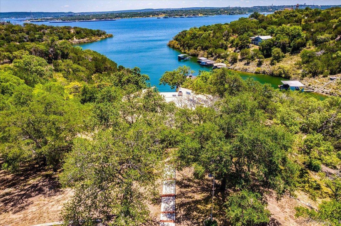 House in Jonestown, Texas, United States 1 - 16589793