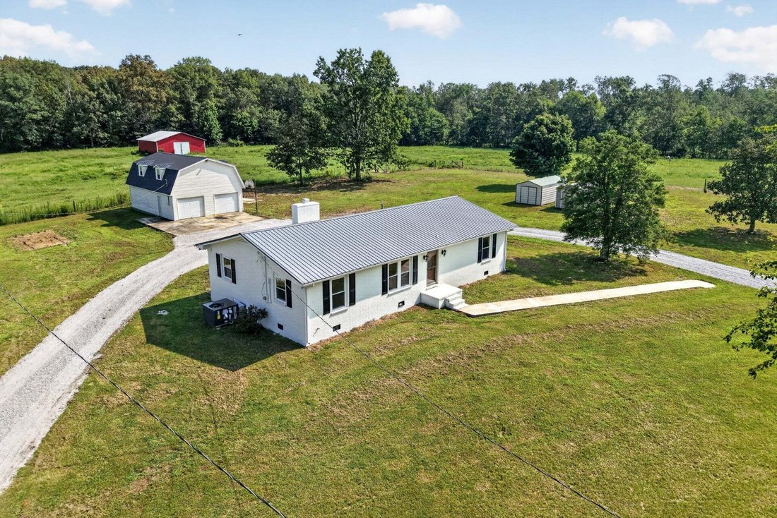 House in Smithville, Tennessee, United States 2 - 18620220