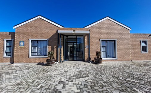 Country House in Hermanus, Western Cape, South Africa 1