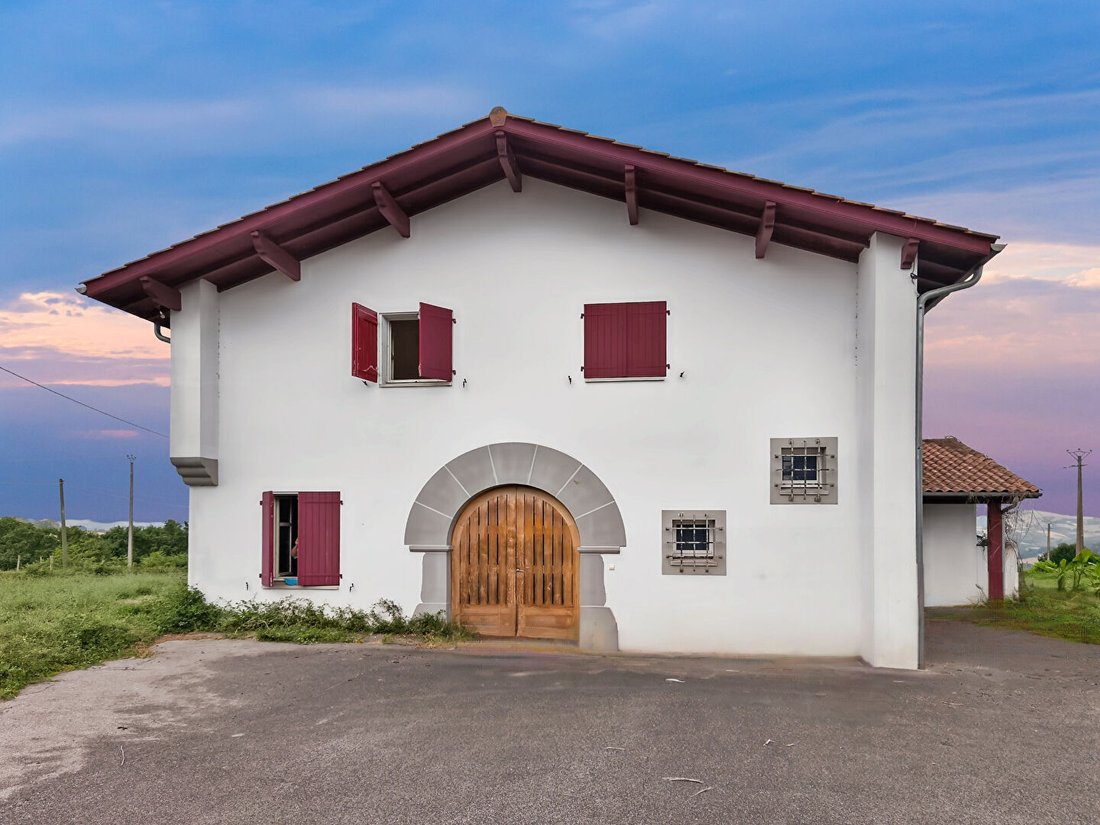 Villa in Orsanco, Nouvelle-Aquitaine, France 2 - 18616266