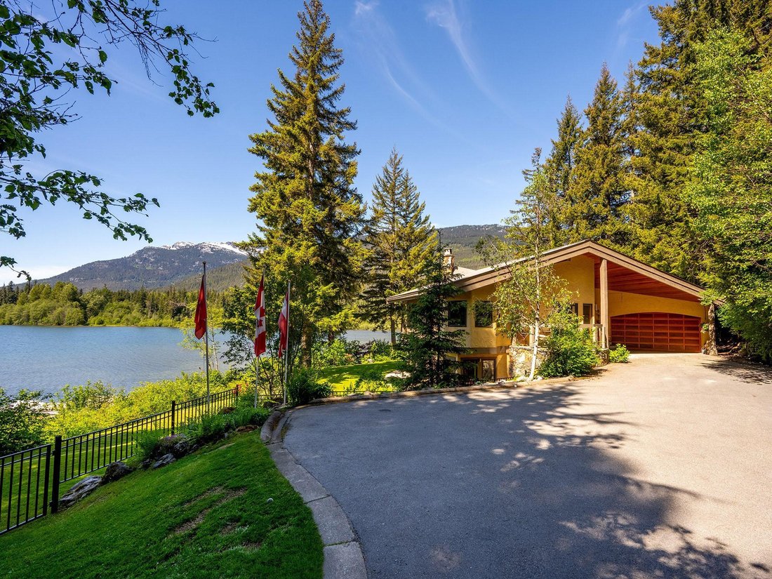 House in Whistler, British Columbia, Canada 5 - 18619617