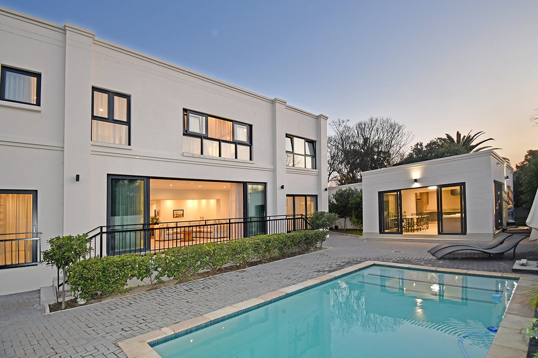 House in Broadacres, Gauteng, South Africa 5 - 18618006