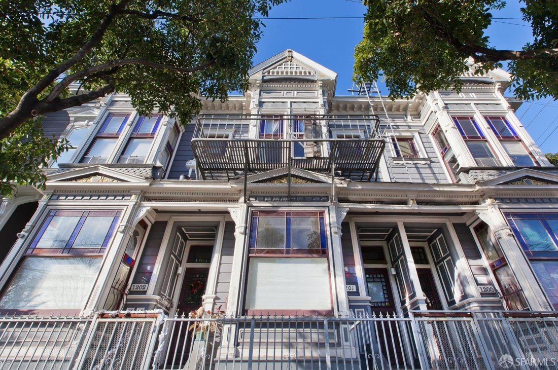 San Francisco, California, United States 3 - 18616973