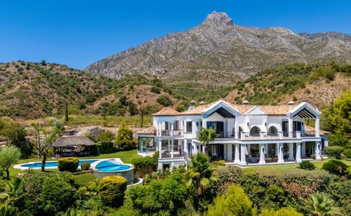 Villa in Marbella, Andalusia, Spain 1