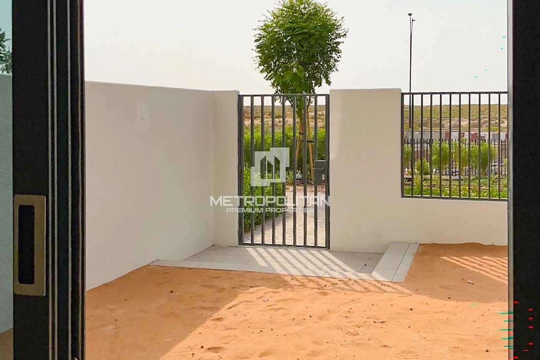 Townhouse in Dubai South Golf District, Dubai, United Arab Emirates 4 - 18616285