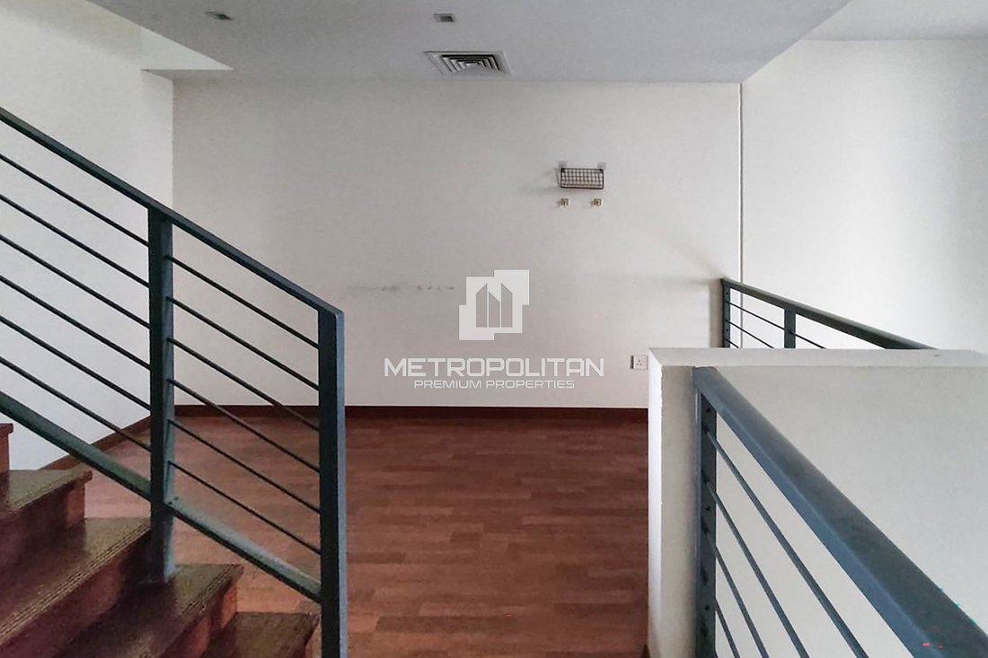 Townhouse in JVC / Jumeirah Village Circle, Dubai, United Arab Emirates 5 - 18616280