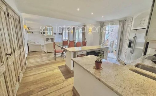 Apartment in Zone Ouest Urbaine, Saint-Tropez, France 1