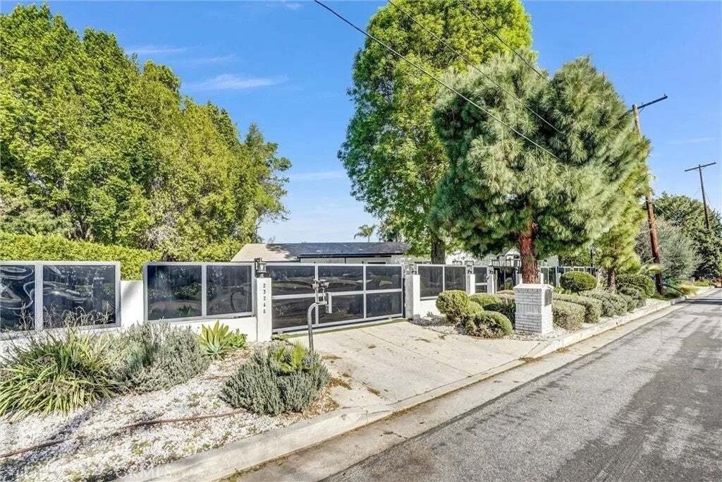 House in Los Angeles, California, United States 1 - 17103326