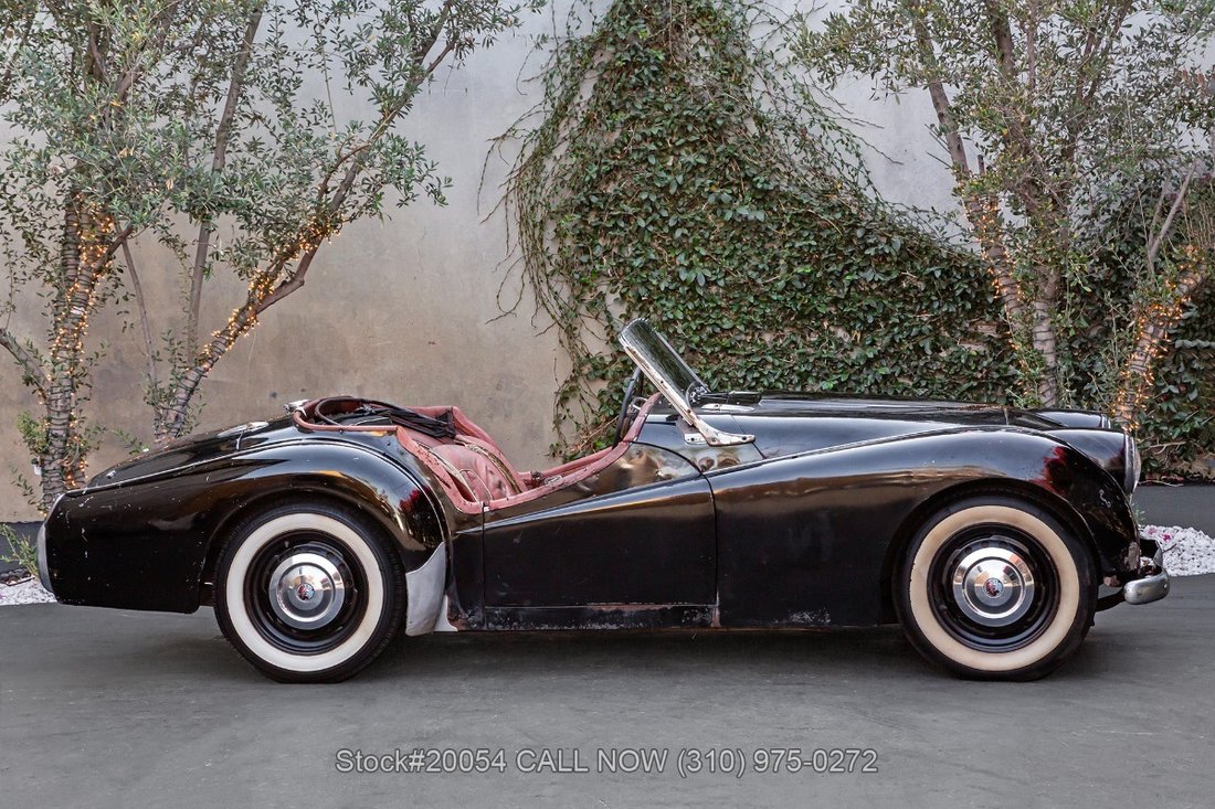 Triumph TR3 in Los Angeles, CA 4 - 18621417