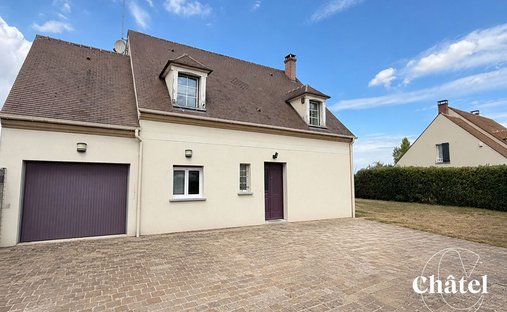 Haus in Senlis, Nordfrankreich, Frankreich 1