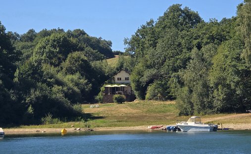 Villa en Arvieu, Occitania, Francia 1