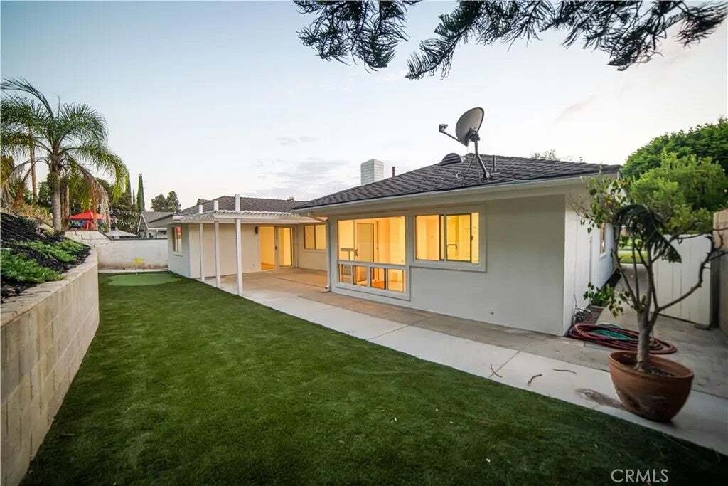 House in Fullerton, California, United States 4 - 18610130
