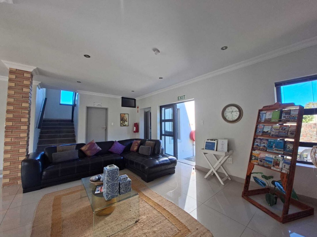 Country House in Hermanus, Western Cape, South Africa 2 - 18618017