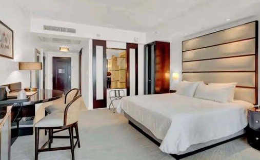 Condo in Miami Beach, Florida, United States 1