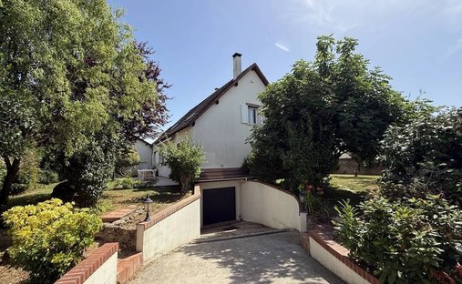 House in Liverdy-en-Brie, Ile-de-France, France 1