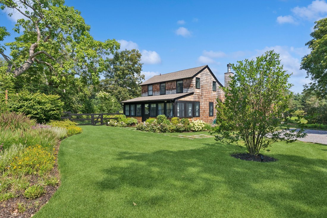 Southampton, New York, United States 1 - 18622302