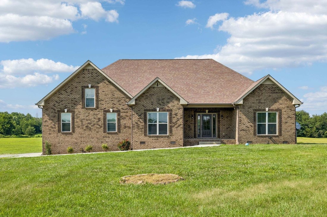 House in Cedar Hill, Tennessee, United States 1 - 18617116