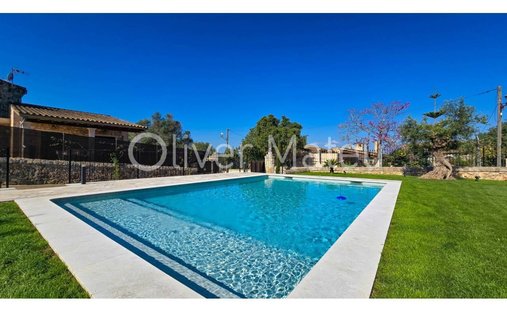 Chalet in Sineu, Balearic Islands, Spain 1