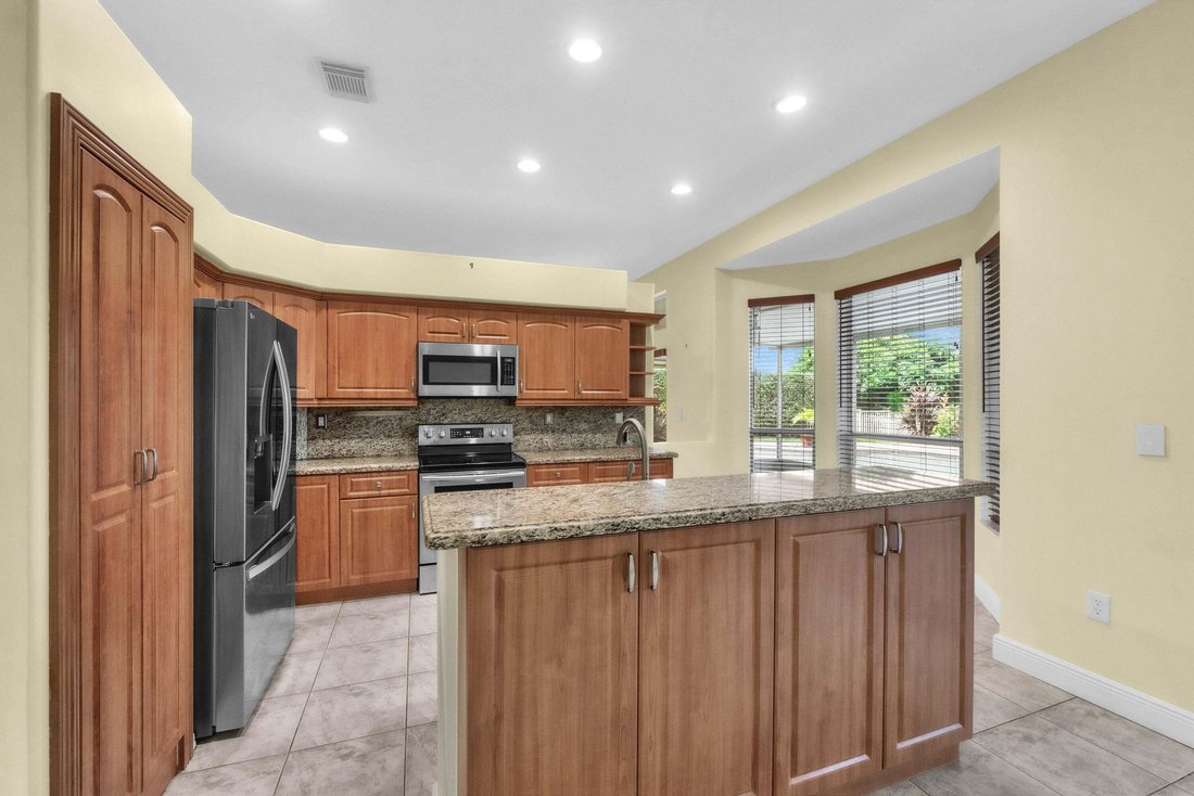 House in Miramar, Florida, United States 4 - 18618477