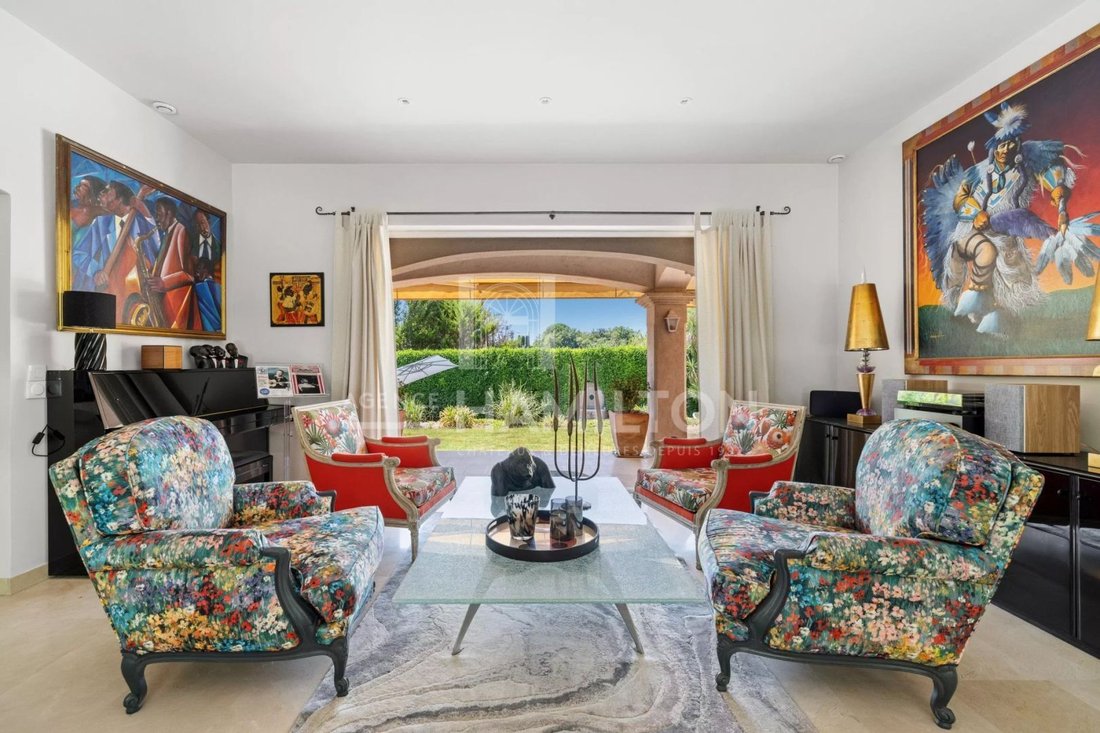 Villa in Opio, Provence-Alpes-Côte d'Azur, France 2 - 18616307