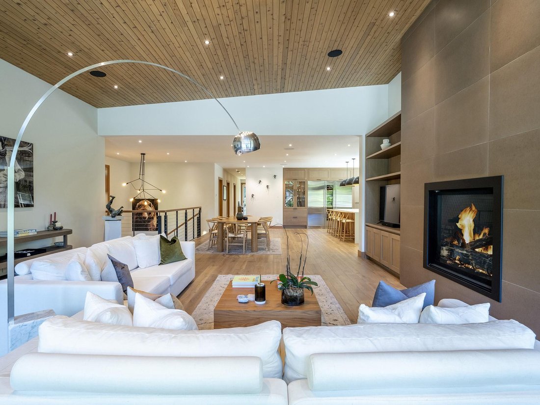 House in Whistler, British Columbia, Canada 5 - 18619632