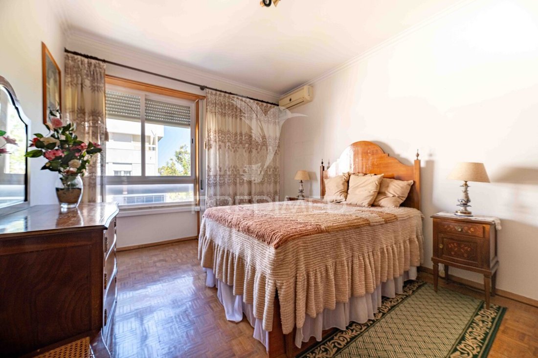 Apartment in Moscavide e Portela, Lisbon, Portugal 5 - 18616075