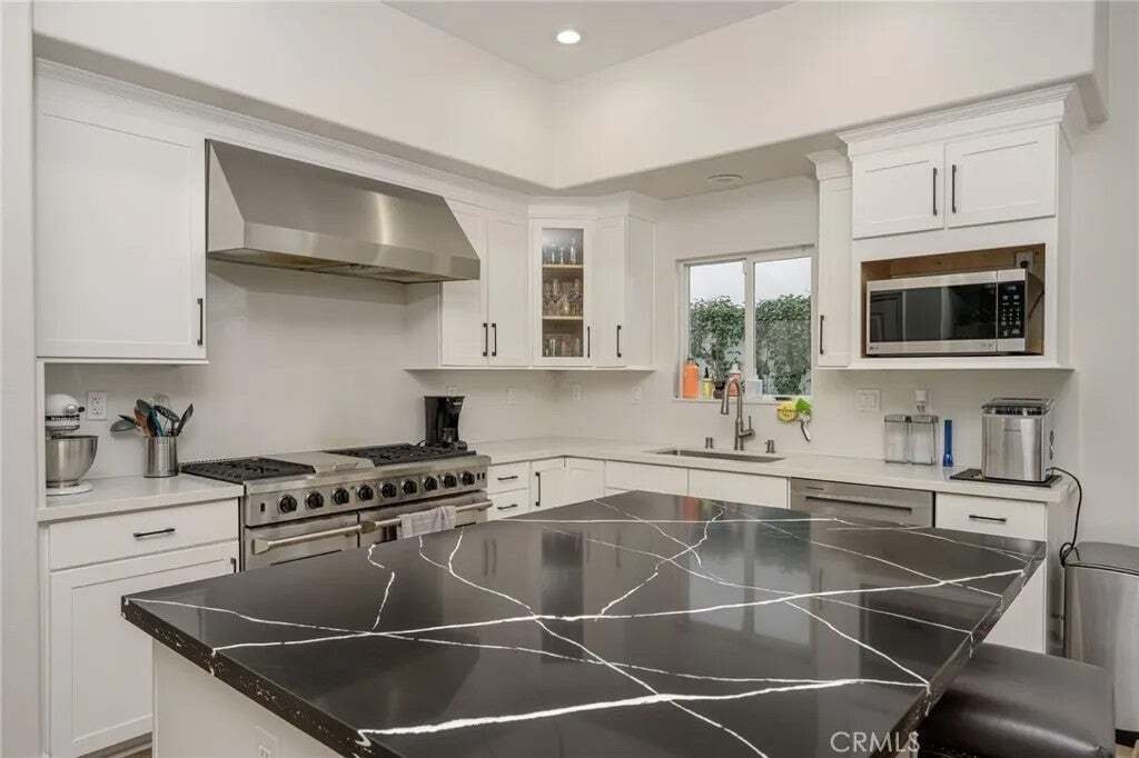 House in Huntington Beach, California, United States 3 - 18620339