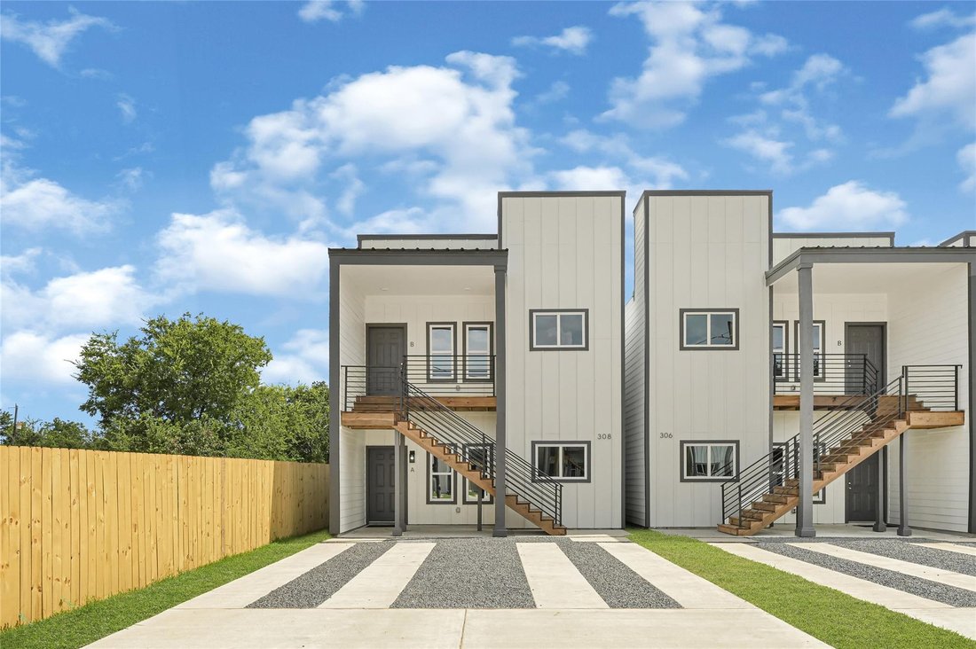 Houston, Texas, United States 2 - 18075803