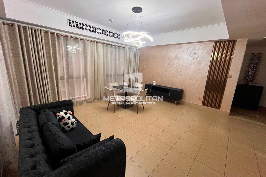 Apartment in Dubai, United Arab Emirates 5 - 18616273