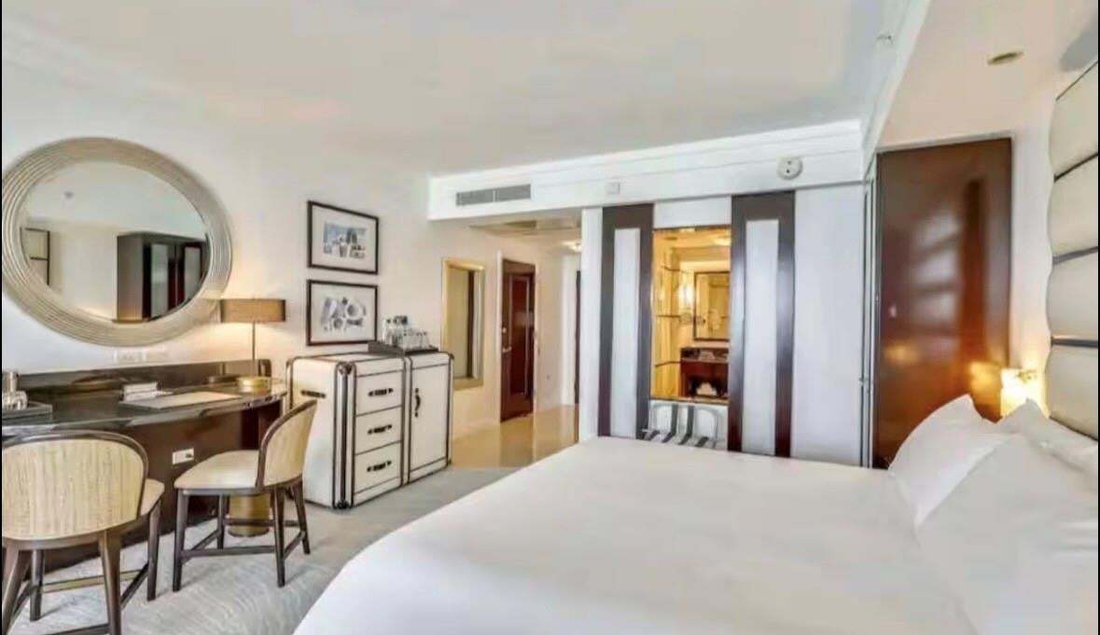 Condo in Miami Beach, Florida, United States 5 - 18618489