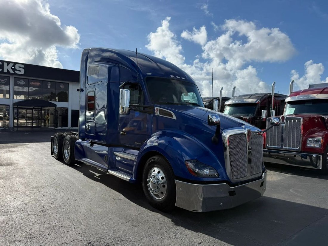 2020 Kenworth T600 T680 Aerodynamic in Miami, FL, United States 3 - 18619278