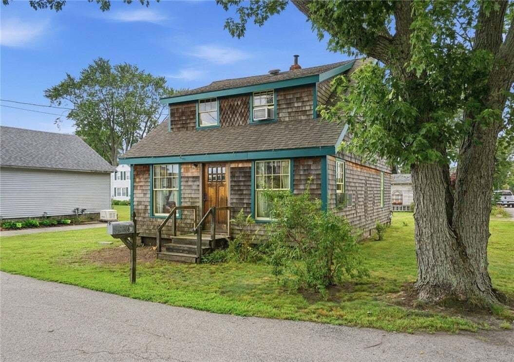North Kingstown, Rhode Island, United States 2 - 18618528