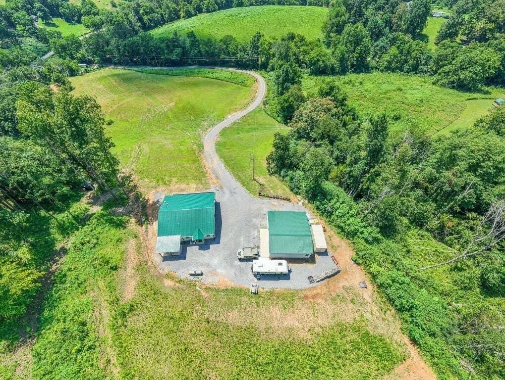 House in Shelbyville, Tennessee, United States 3 - 18617125