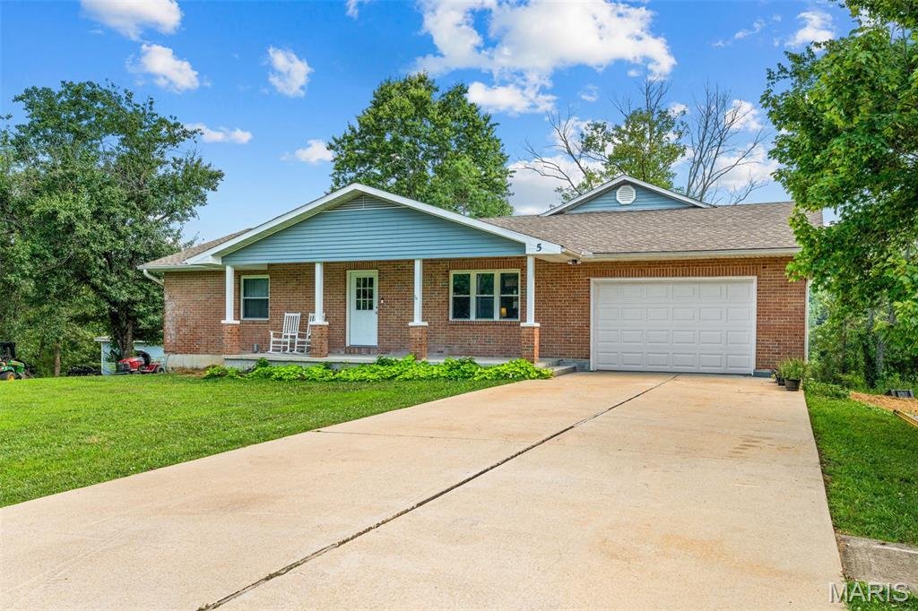 House in Sullivan, Missouri, United States 1 - 18620195