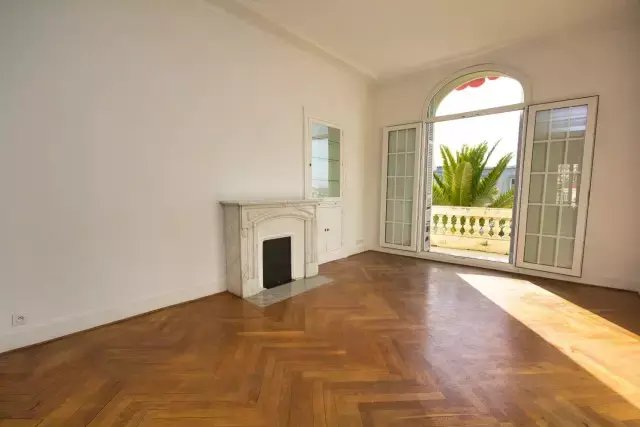 Appartement à Nice, Provence-Alpes-Côte d'Azur, France 3 - 18597621