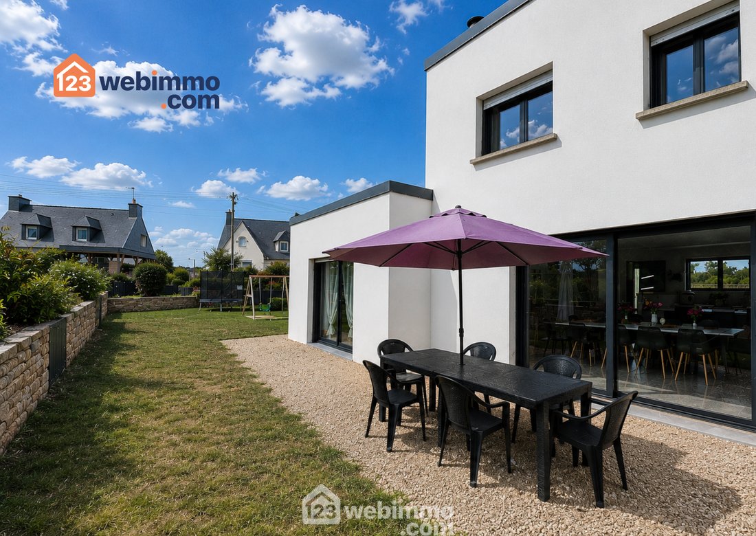 House in Tredrez-Locquemeau, Brittany, France 1 - 18616222